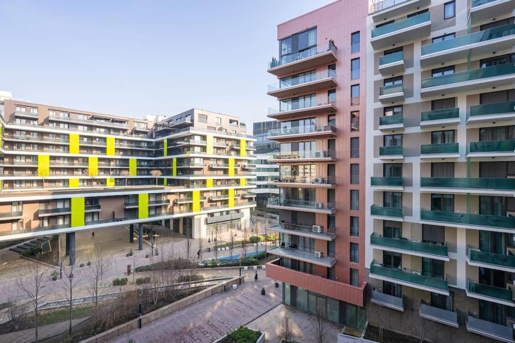 Oaks Studio With Balcony Budapeste Exterior foto